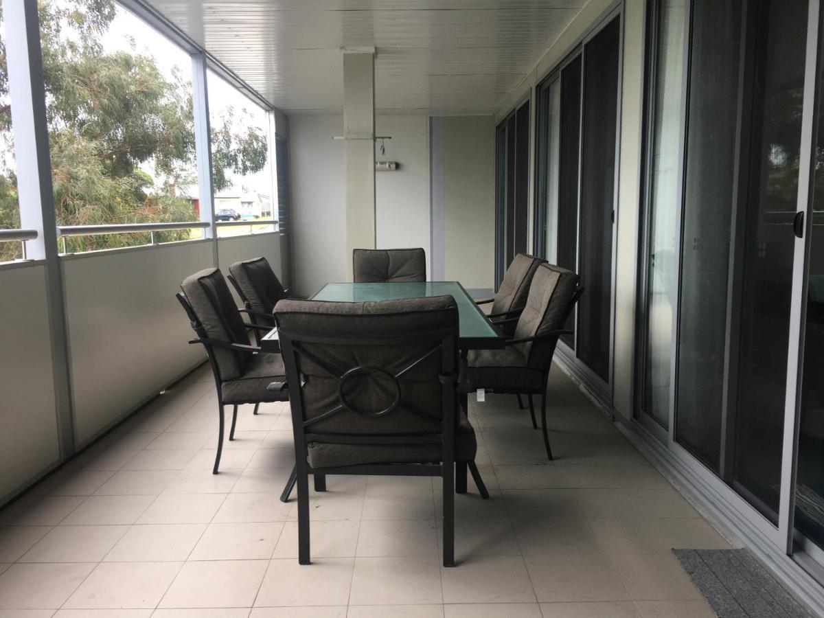 Morisset Serviced Apartments Exterior photo